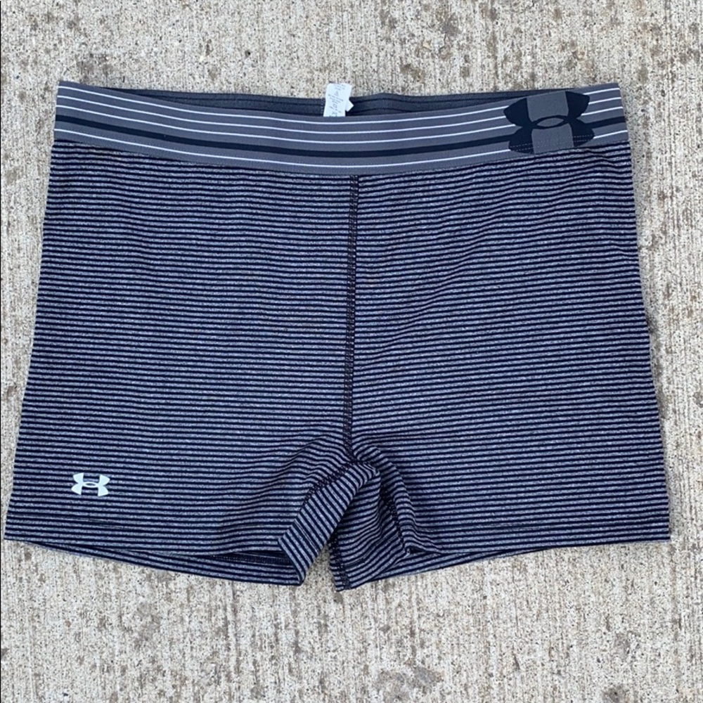Gray and black stripped under armour spandex